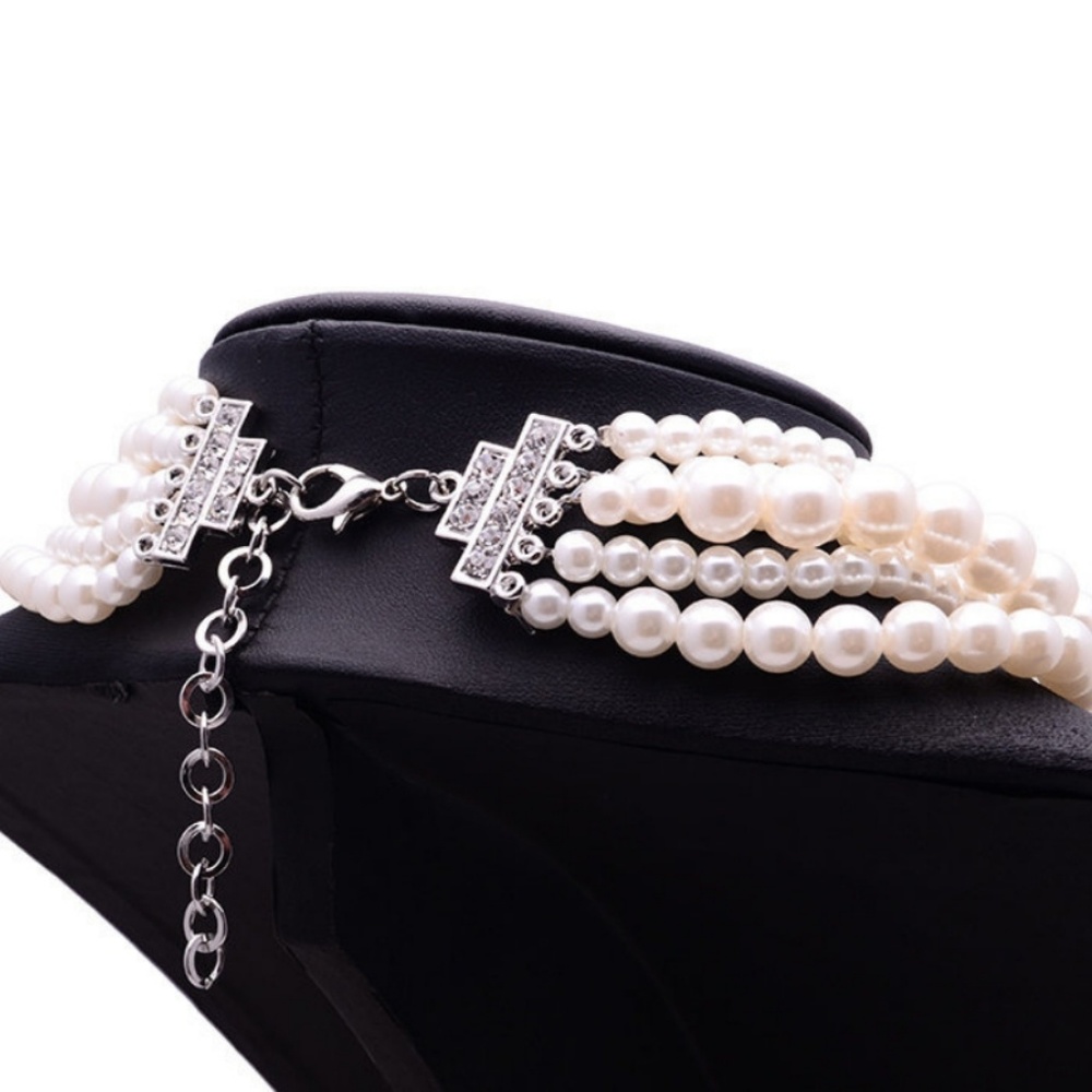 Necklace & Earrings - Diamonds and Pearls White - Picture 5 of 8
